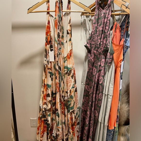 ASTR THE LABEL ALMINA DRESS - Picture 6 of 8